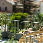 Ξενοδοχείο με διαμερίσματα Neratze Hammam 4*