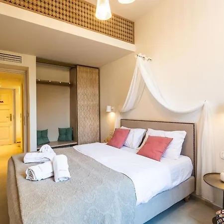 公寓式酒店 Neratze Hammam 罗希姆诺